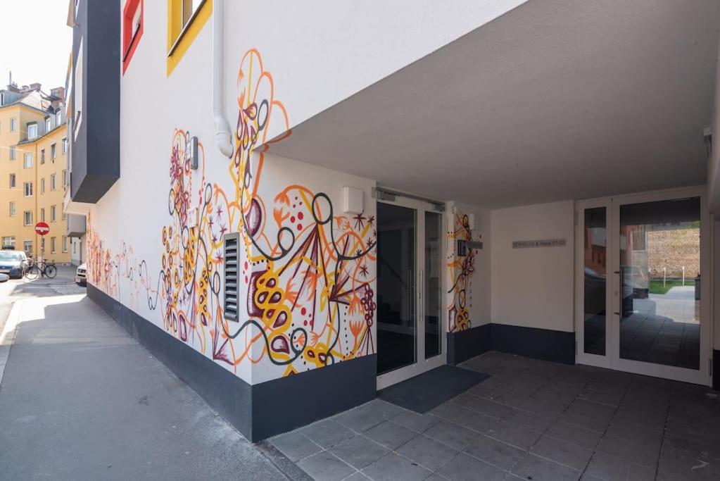 Neu Und Hell In Zentraler Ruhelage Mit Parkplatz Leilighet Wien Eksteriør bilde